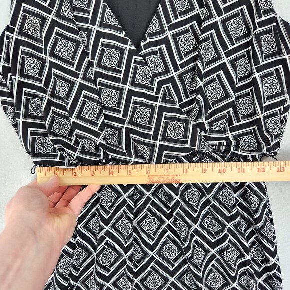 WHBM Dress Womens 6 Black White Geometric Print Sleeveless Casual V Neck - Picture 5 of 11